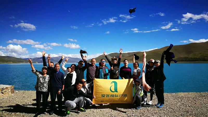 川進青出自駕游準備-合影