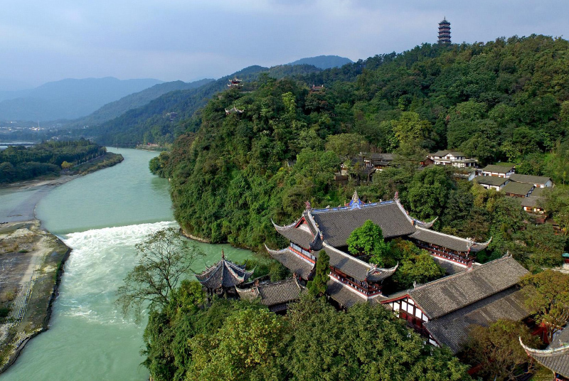 都江堰風(fēng)景區(qū) 都江堰風(fēng)景區(qū)