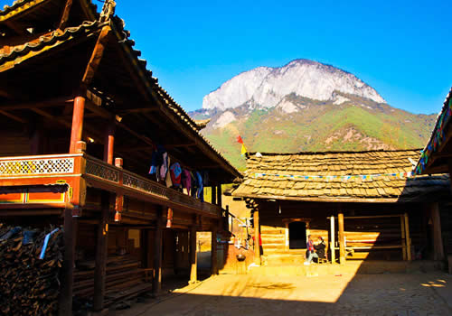 瀘沽湖徒步環(huán)湖之旅