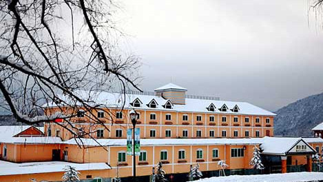 西嶺雪山滑雪場酒店